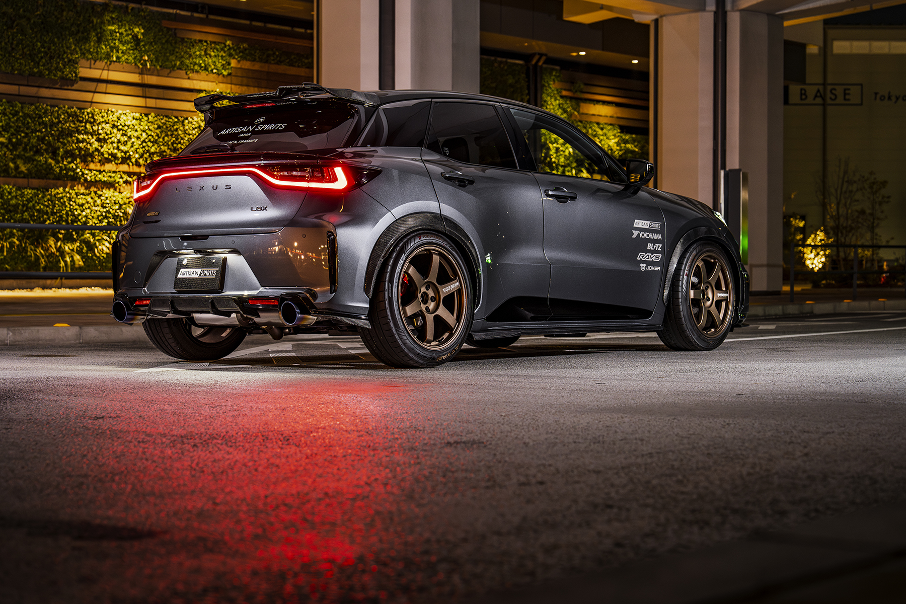 VEHICLE HIGHLIGHTS | ARTISAN SPIRITS