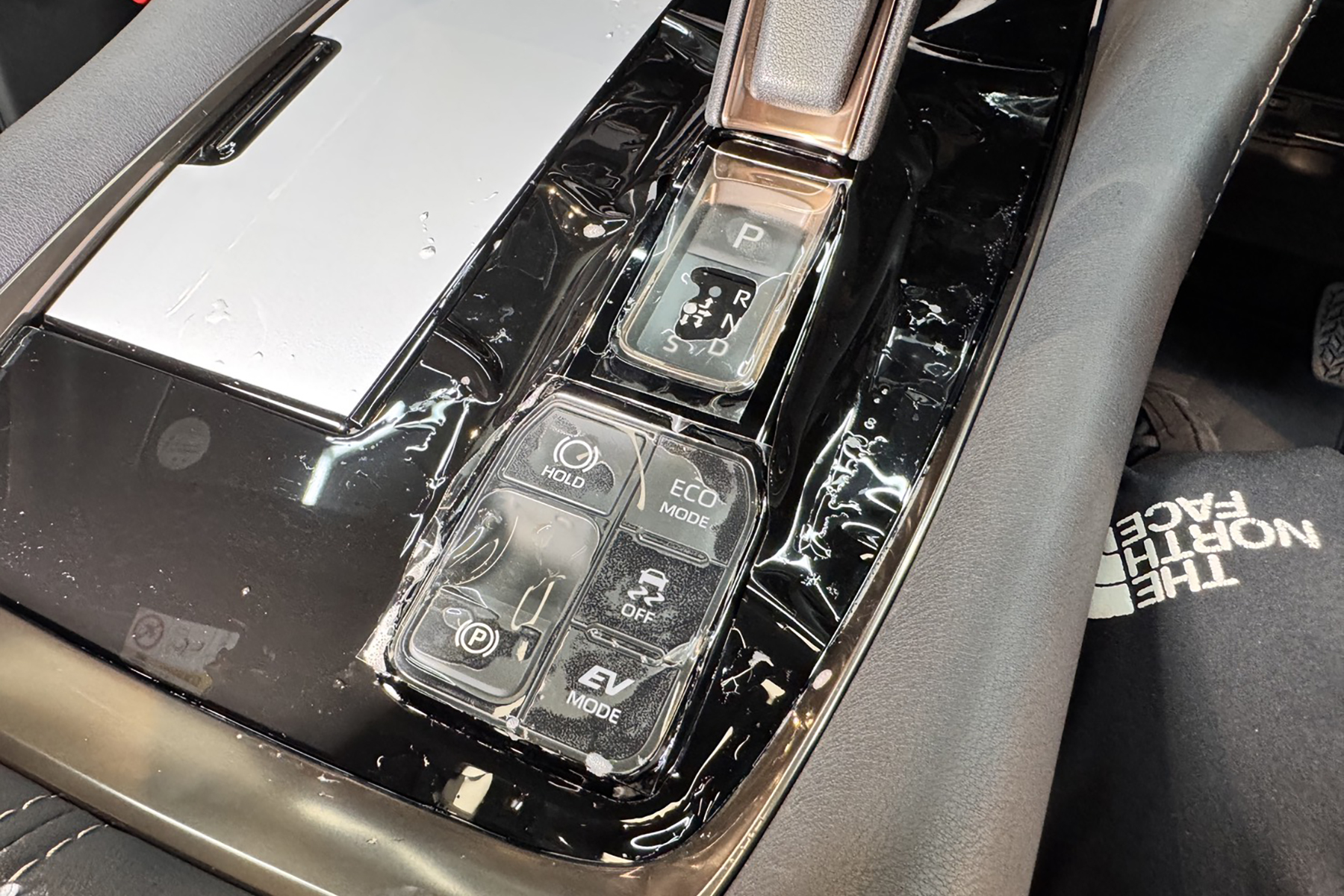 ARTISAN SPIRITS Interior Protection インテリアプロテクション
