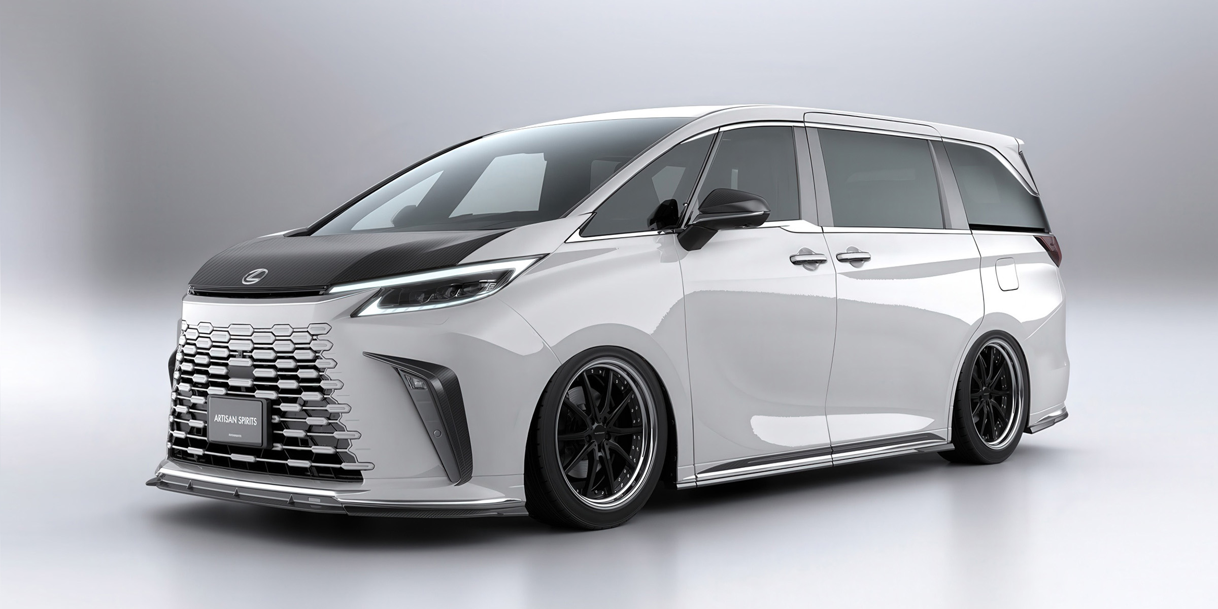 LEXUS LM 500h ARTISAN SPIRITS BLACK LABEL